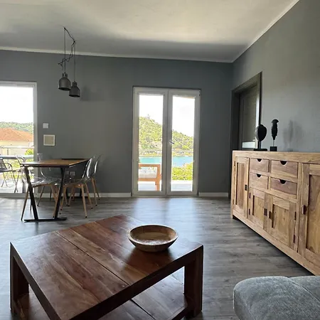 Apartment Smokva *