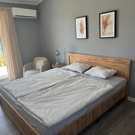 Smokva Apartment *