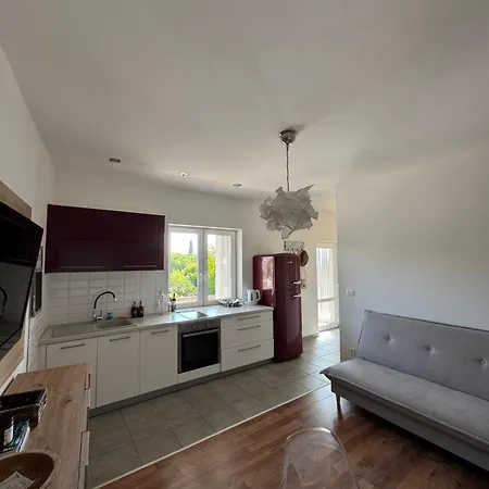 Smokva Apartment *